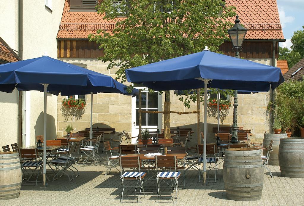 Landgasthof Und Hotel Weisser Lowe Eckental Exterior foto
